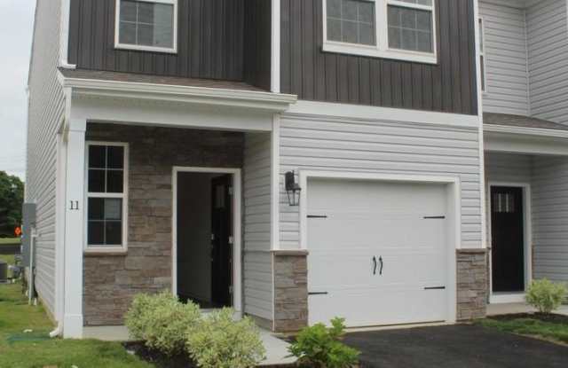 11 KATHERINE Drive Gallery 1