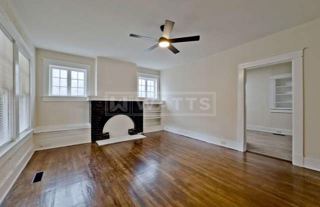 Charming 2-Bedroom Craftsman Bungalow in Woodlawn Gallery 4