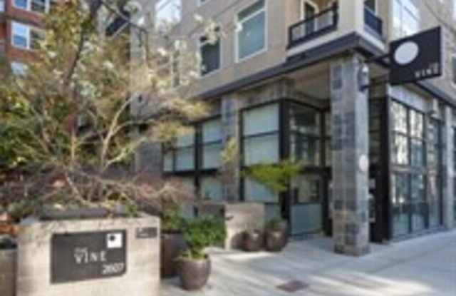 2607 Western Ave photos photos