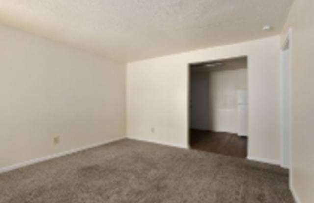 409 W 87th Pl Gallery 3