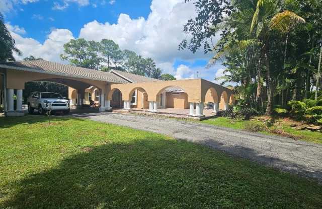 13659 51st Place N - 13659 51st Place North, The Acreage, FL 33411