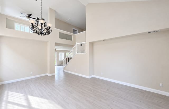 10349 Hunters Meadow Avenue Gallery 2