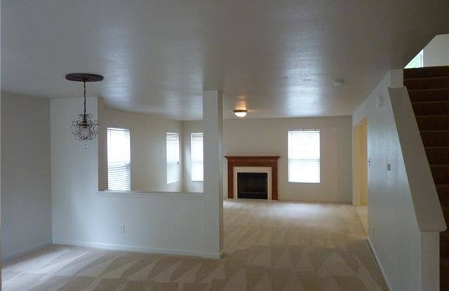 1315 Waterlily Lane Gallery 2