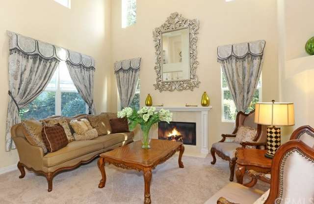 2200 Redwood Drive Gallery 2
