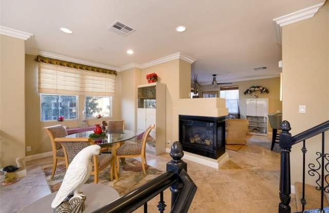 8401 E Kendra Gallery 2