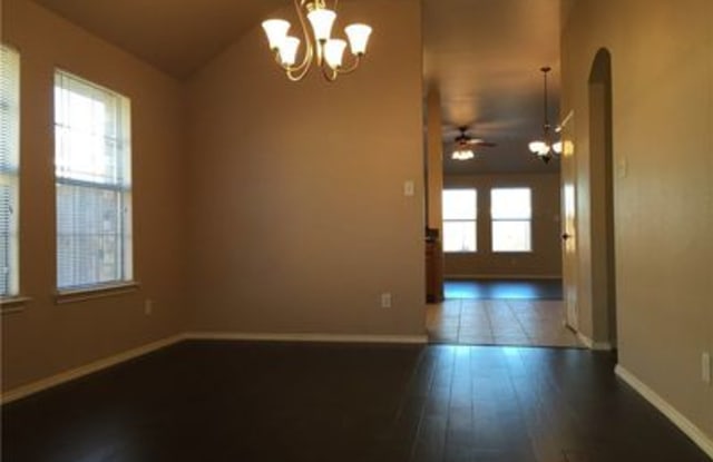 9016 Warren Dr - 9016 Warren Drive, McKinney, TX 75071