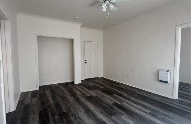 2001 Cedar Avenue photos photos