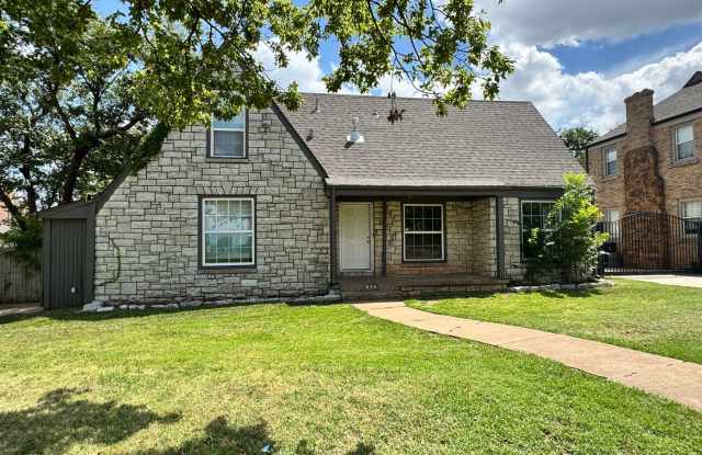 Remodeled Historic Home Near the Capitol, Uptown, Midtown and Paseo districts photos photos