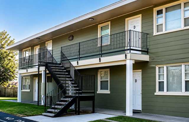 2110 Willow Street photos photos