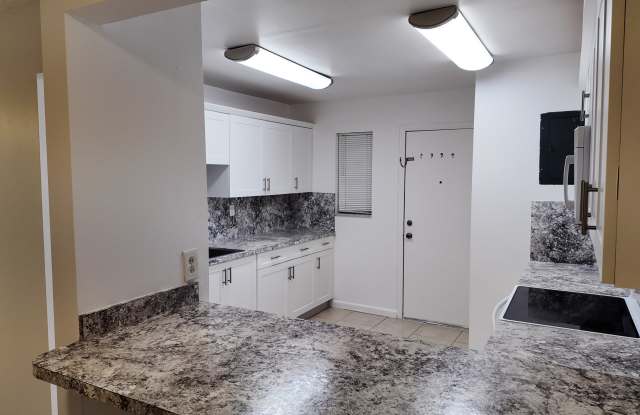 1900 West 54th Street photos photos