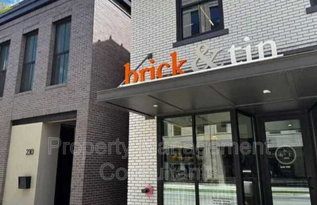 230 Washington Street Northeast Gallery 2