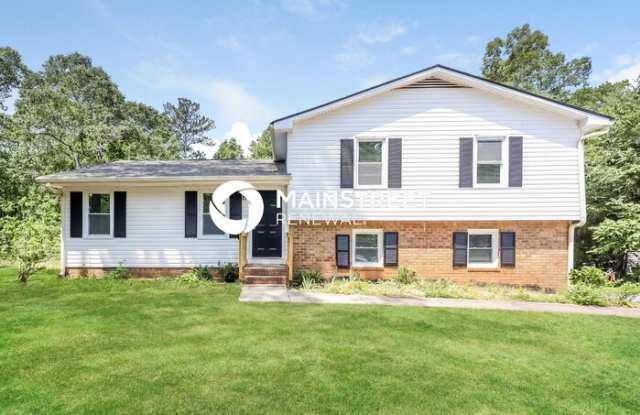 185 Hyde Circle - 185 Hyde Circle, Coweta County, GA 30263