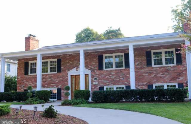 1605 MARY ELLEN COURT Gallery 2