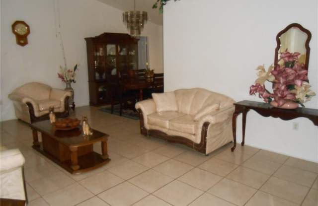 21239 GAYLORD Avenue Gallery 3