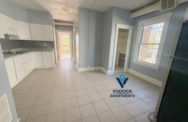65 Whitmore St photos photos