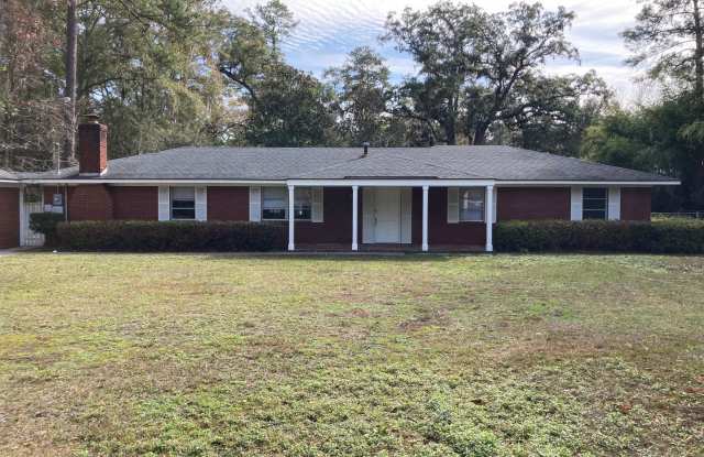 Three Bedroom House on Ferguson Avenue photos photos Three Bedroom House on Ferguson Avenue photos photos