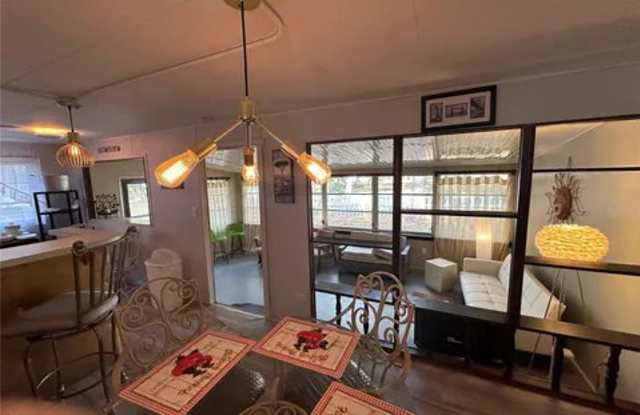 5900 South Oakridge Drive Gallery 2
