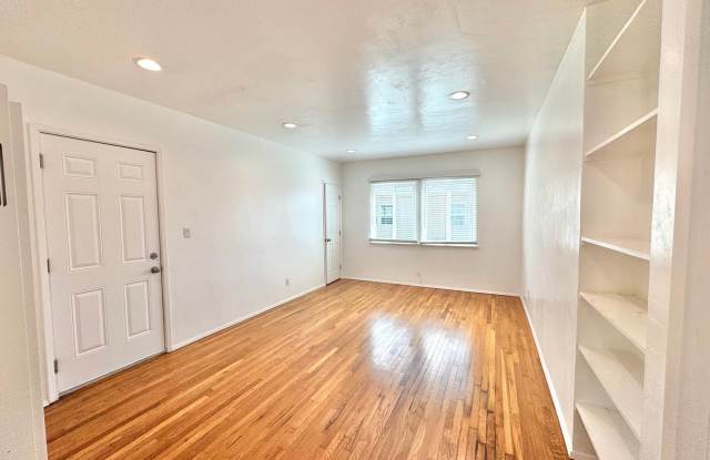 An apartment with character! Hardwood floors, built-ins - TOP FLOOR - 1 Bed / 1 Bath! photos photos