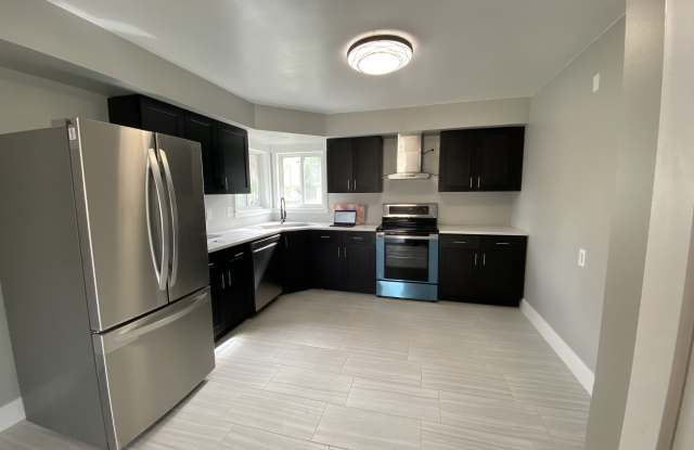 5510 Quail Avenue North photos photos 5510 Quail Avenue North photos photos