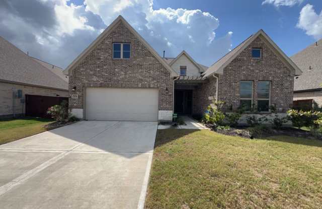 5714 Caracara St **Ask about our NO CASH DEPOSIT option!** photos photos