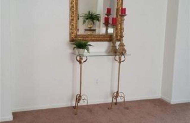 6536 CASAMAR Street Gallery 4