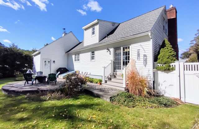 15 Joseph Avenue - 15 Joseph Avenue, Berkshire County, MA 01238