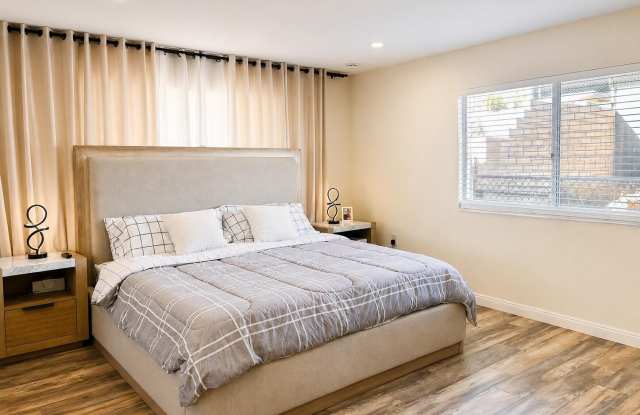 11393 Artesia Way Gallery 4