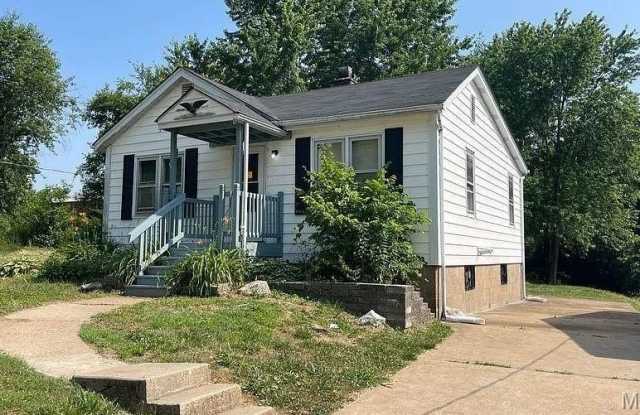 256 Coburg Drive photos photos