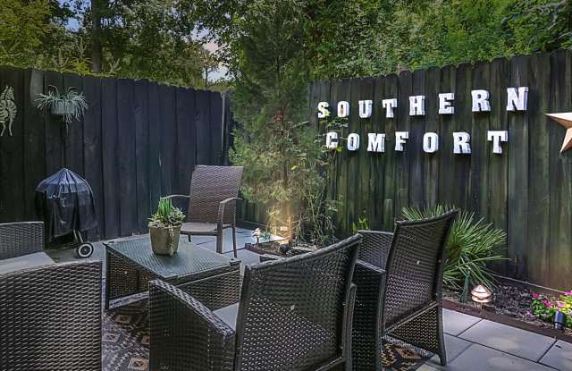 2483 Realm Street photos photos