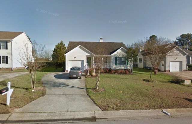 Charming 3BR, 2BA Home with Fresh Paint & New LVP Flooring! Gallery 1