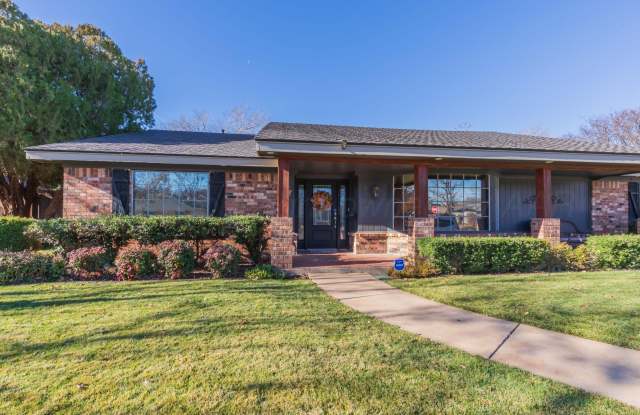 3700 Huntington Drive Gallery 3