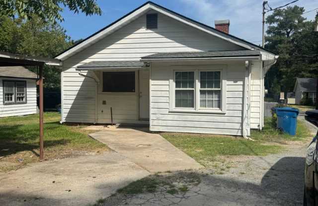3 bedrooms, garage Gallery 4