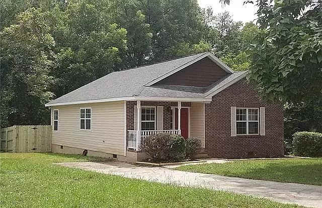 2325 Sanders Avenue - 2325 Sanders Avenue, Charlotte, NC 28216