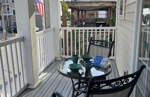 15 K Street - 15 K Street, Hampton Beach, NH 03842
