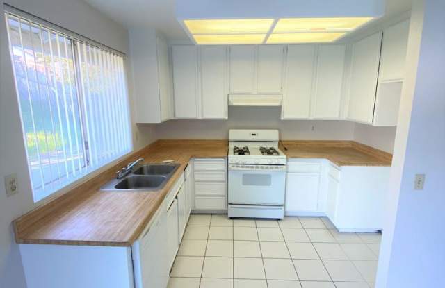 5960 Harps Court Gallery 3