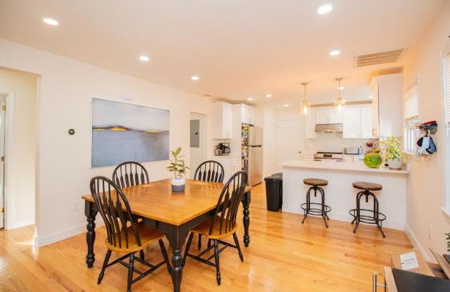7 Trapelo Rd. - 7 Trapelo Road, Belmont, MA 02478