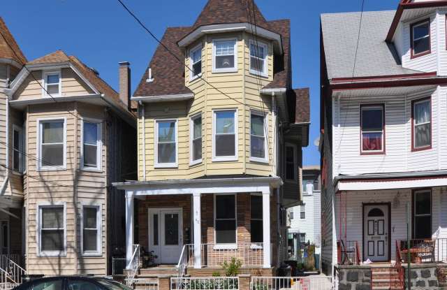 40 47TH ST - 40 47th Street, Weehawken, NJ 07086