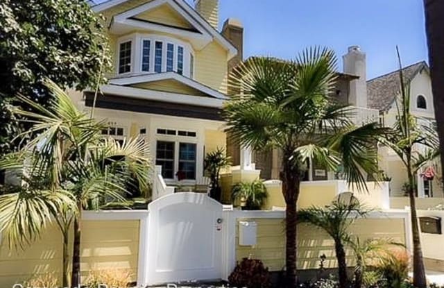 825 C Avenue - 825 C Avenue, Coronado, CA 92118