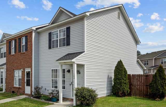 100 Pinegrove Court Gallery 2