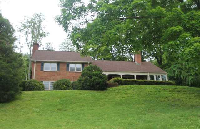 49 CANTERBURY RD - 49 Canterbury Road, Albemarle County, VA 22903