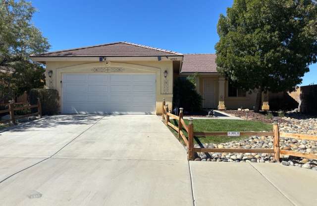 Beautiful West Lancaster Home Gallery 1