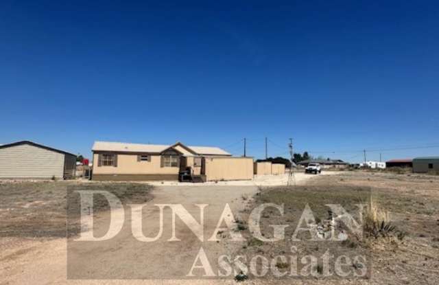 3 Bed / 2 Bath Fully Furnished Mobile Home, pet friendly! photos photos