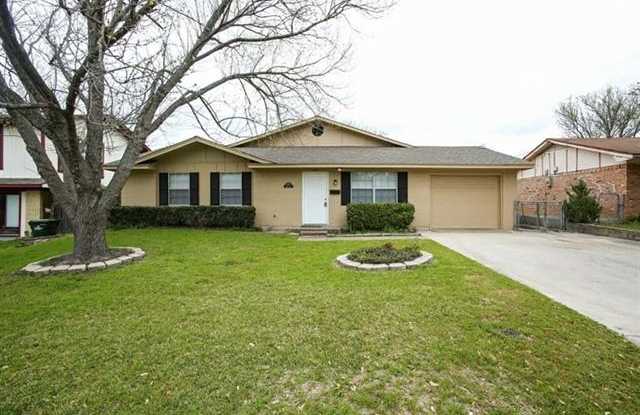807 Ross Lane - 807 Ross Lane, Seagoville, TX 75159