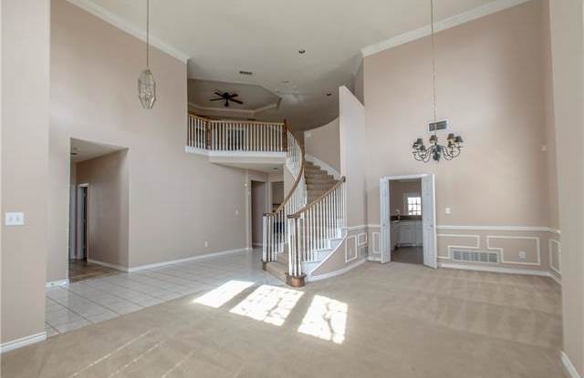 4900 Carolina Circle Gallery 4