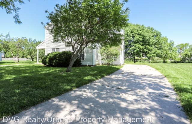 1739 N 23rd St - 1739 North 23rd Street, Lincoln, NE 68503