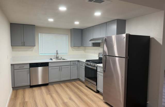 Beautifully Remodeled 3BR/2BA Home | New Flooring, Cabinets & Paint | Gallery 3
