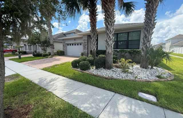 2524 FONTAINE Drive Gallery 2