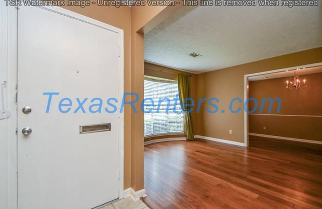 2110 N Fisher Ct Gallery 2