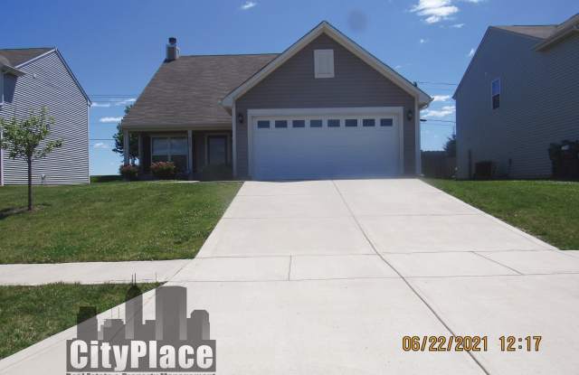 2369 Shadowbrook Trce - 2369 Shadowbrook Trace, Greenwood, IN 46143