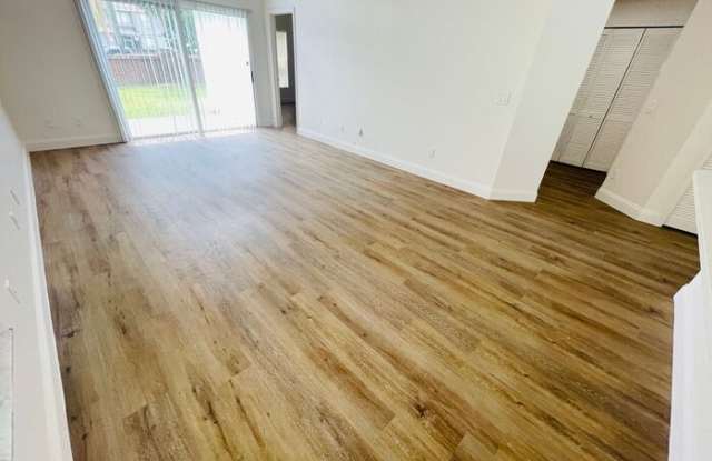 13403 Greenpointe Drive Gallery 3